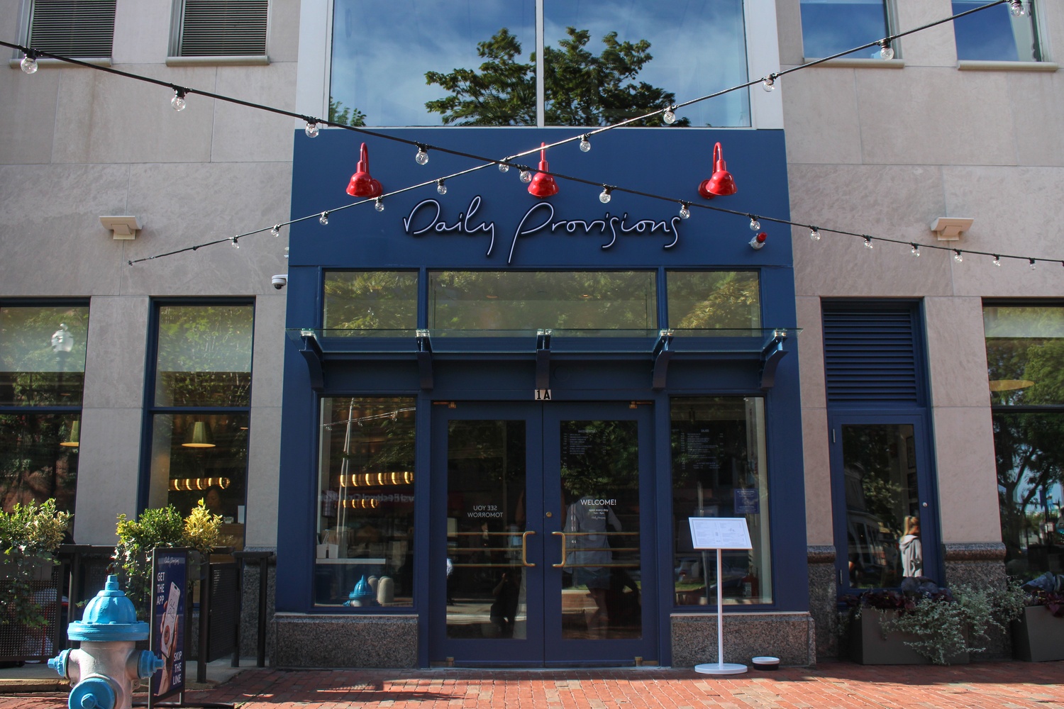 The cafe chain Daily Provisions opened a location in Harvard Square this summer.